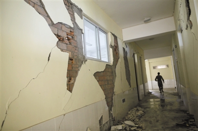 专家回应为何汶川地震后新建房子再次受损