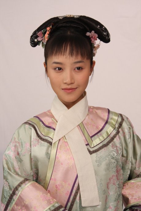 古装代表作:电视剧《后宫甄嬛传》饰演 浣碧/玉隐.