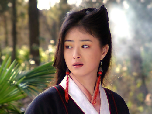 蒋欣,在电视剧《大脚马皇后》的拍摄中获周晓文导演的夸奖,称她是一个