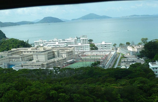 香港石壁监狱,主要关押终身监禁的暴力性罪犯.