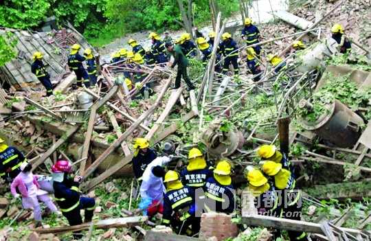 南京理工大学爆炸1死3伤(图)