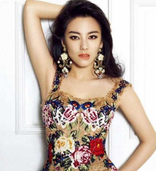 眼妆打造水灵眼 女星卸眼妆巨丑(组图)-搜狐大连