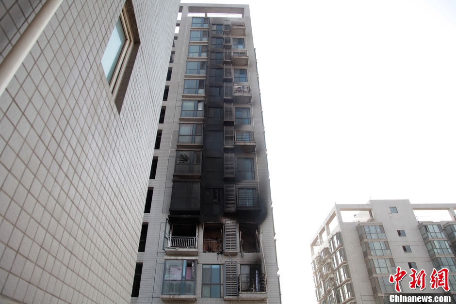 5月2日下午16时05分许,位于西安市经开区北二环东段的名流水晶宫大厦
