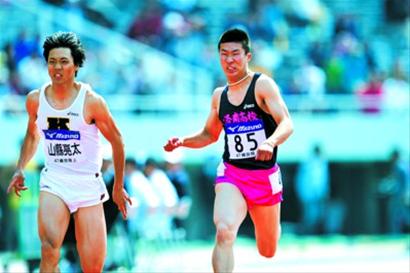 日本选手创百米赛跑记录 黄种人闯进10秒有戏
