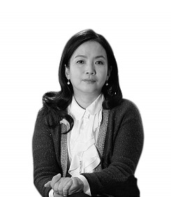 吕丽萍继续饰演戈玲.