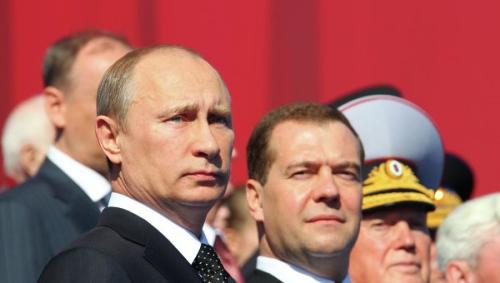 俄罗斯总统普京出席卫国战争胜利68周年红场阅兵式。