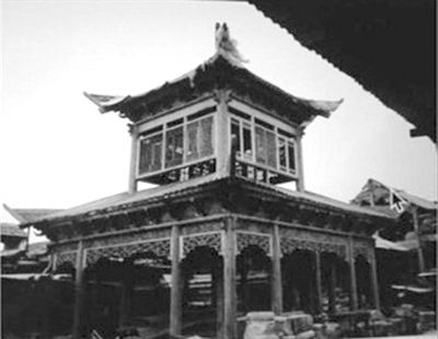 成龙收购的古建筑修复后的照片。
