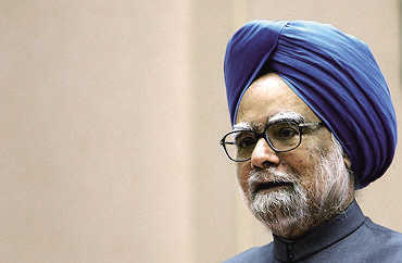 印度两部长因政治和财政丑闻辞职 辛格政府再受重挫
