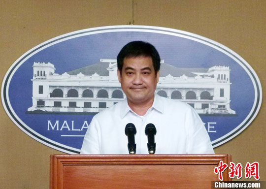 5月14日，菲律宾总统发言人陈显达在总统府记者会上回答记者提问。中新社发 庄铭灯 摄