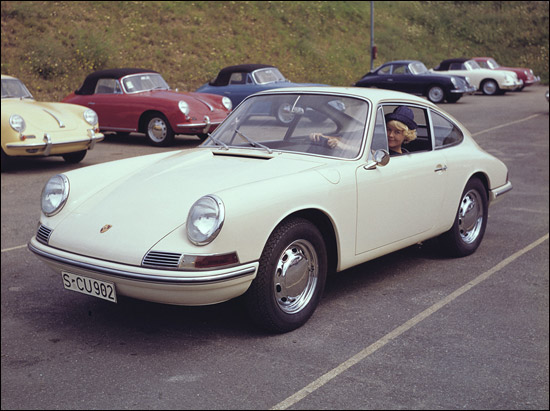 完美跑车传奇50年 保时捷911发展史回顾