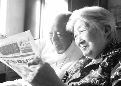 中国百岁老人生存状况调查：女比男多 南比北多