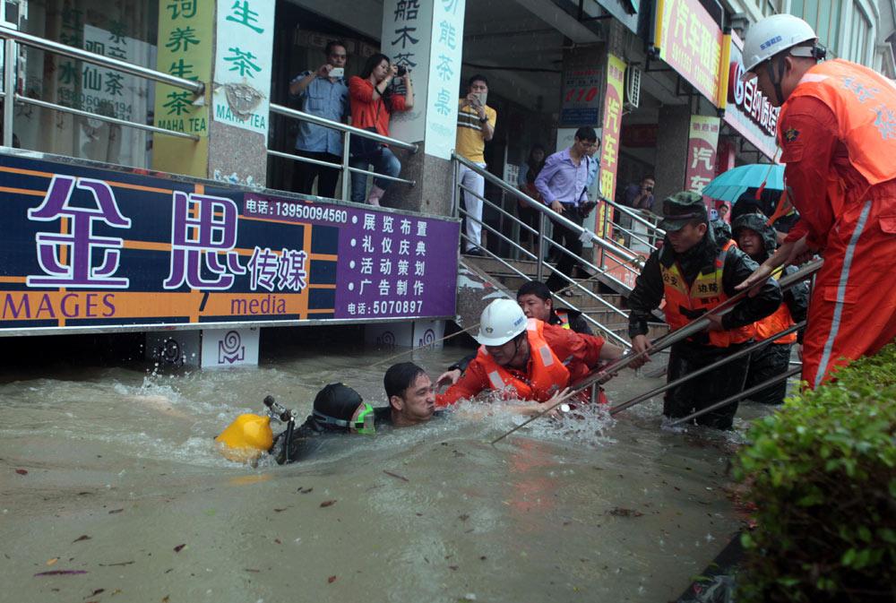 南方暴雨洪涝灾害 33死12失踪【高清组图】