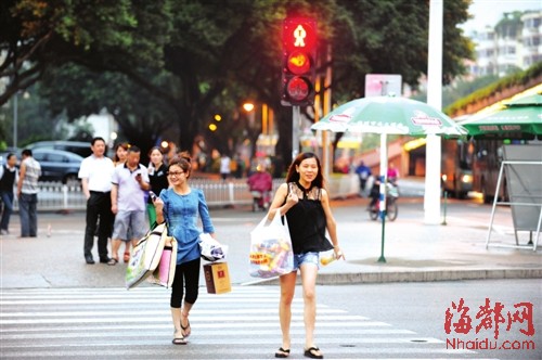 福州市民抱怨绿灯时间太短被逼闯红灯 警方回