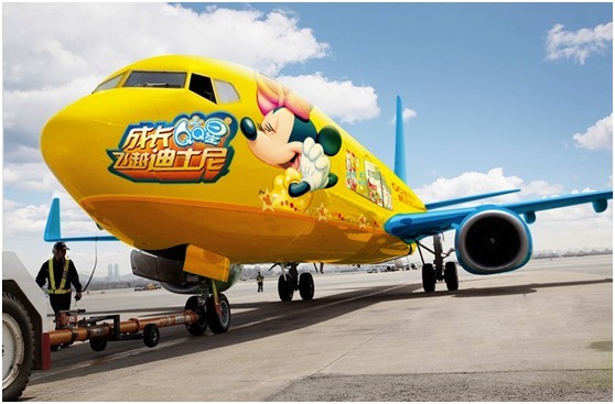 伊利QQ星号海南航空儿童专机带您畅游迪士尼