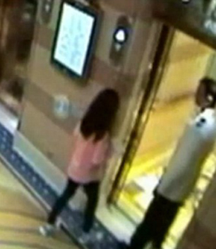 印度船员在美游轮的电梯上非礼11岁女童视频截图
