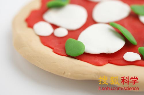 比萨饼是一种非常适合“3D食物打印机”逐层打印制作的食物。
