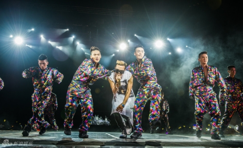 韩国人气男团bigbang队长gd世界巡演5月25日和26日两天在中国上海