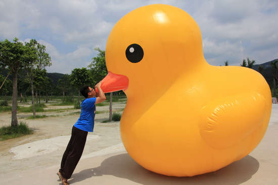 大黄鸭游到高明 佛山旅游需更多创意-搜狐城市