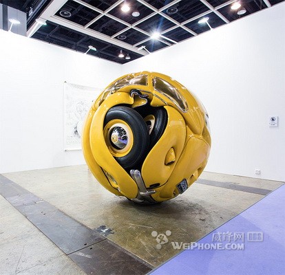 甲壳虫汽车化身球体雕塑(组图)-红旗阅兵车 车展组图 xgo汽车点评网高清图片