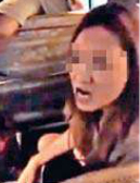 报道称该名内地女子搭公交车时插队。香港星岛日报图