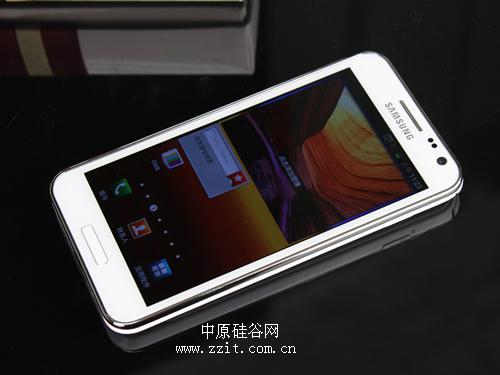 4G智能拍照手机 三星E120L郑州售1805