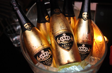 法国爱妃儿24K施华洛世奇水晶皇冠香槟 打造