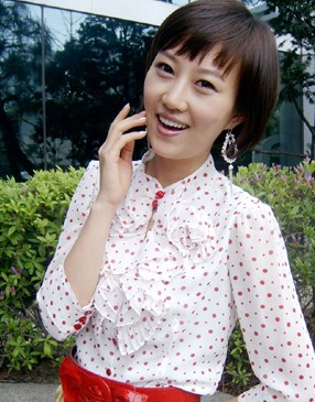 韩国男子网上攻击女歌手张润贞 被警方立案调