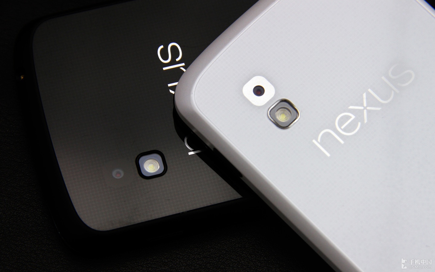 谷歌四太子换新装 白色版Nexus 4图赏