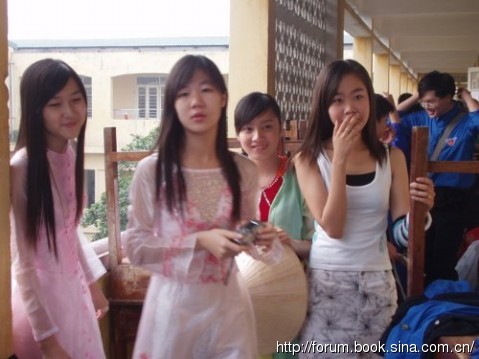 越南女孩人长相如何?盘点最风情的越南女人(组