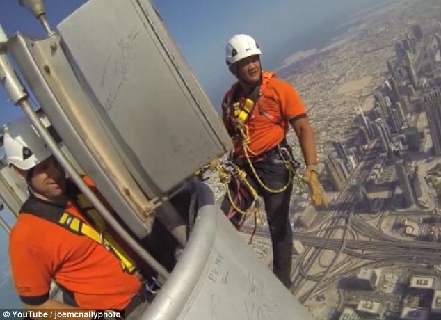 摄影师勇登世界最高建筑迪拜哈利法塔拍鸟瞰图