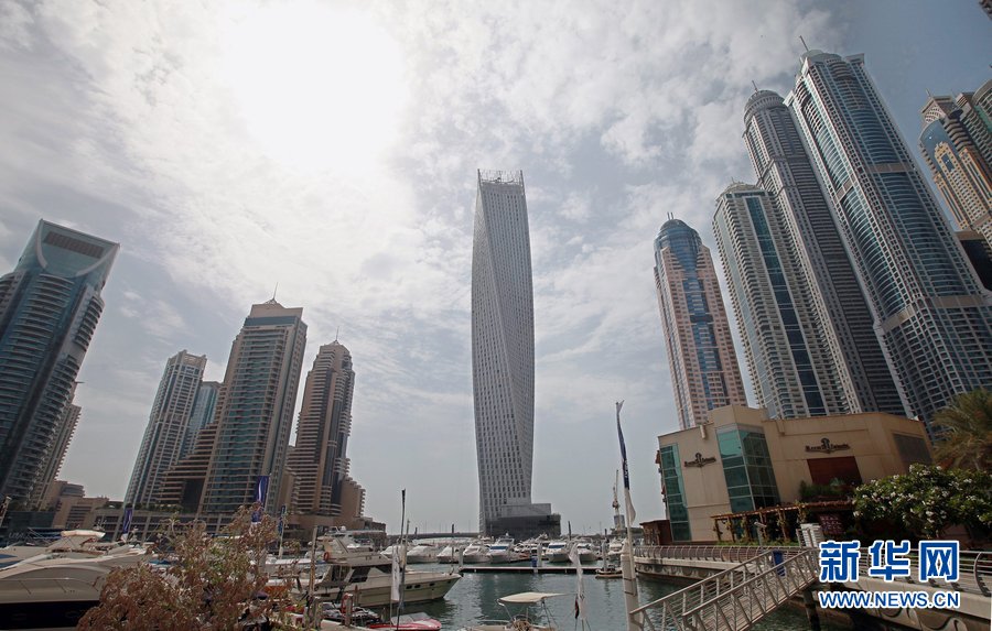 世界最高扭曲塔迪拜落成总高310米(高清)(组