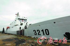 由渔政310船涂装完成的海警3210船。 记者 顾展旭摄