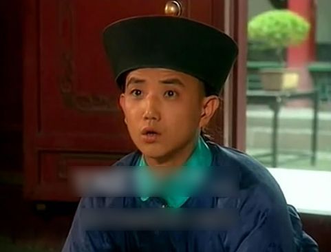 小卓子:李楠，原是舞蹈演员，还曾出演皇上。小卓子是琼瑶小说《还珠格格》中的人物，他由乾隆抚养长大后调配给淑芳斋伺候小燕子。