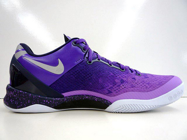 季后赛经典战靴:纳什紫色之巅 库里个性