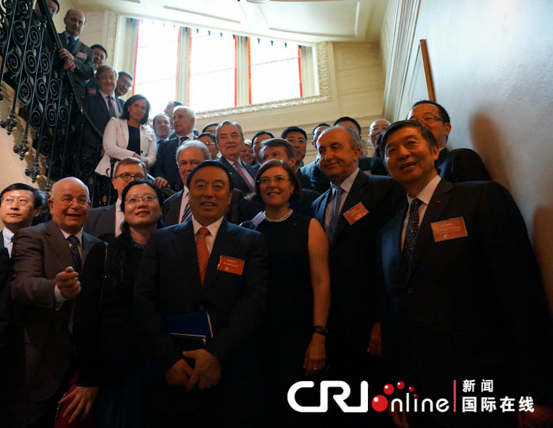 中国企业家俱乐部代表团访法 与政商学届深入