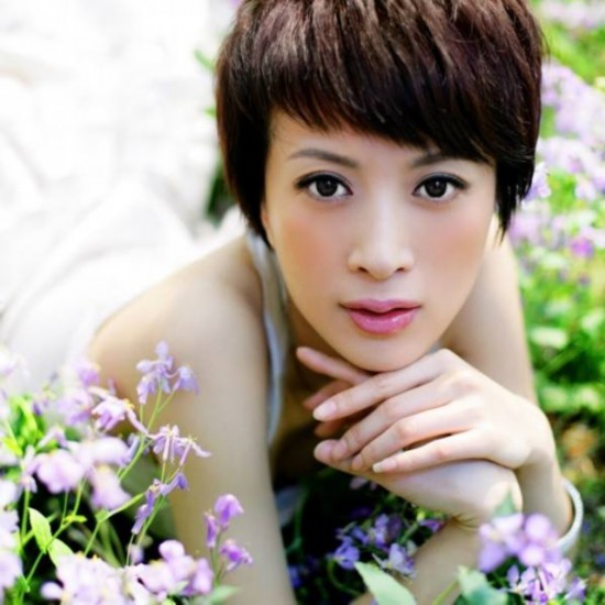 李冰冰范冰冰 盘点削下巴整容成瘾的女星(1)_精彩图库_光明网