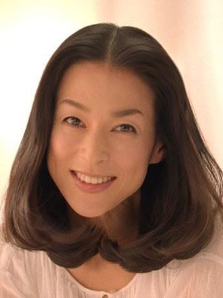 一代女神铃木保奈美婚姻面临危机