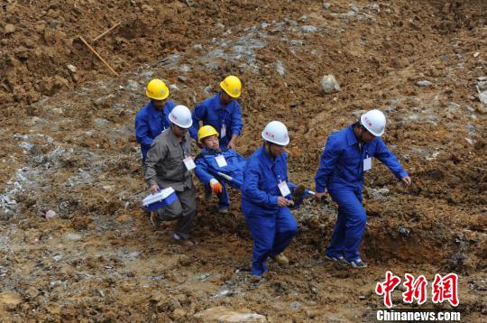 湖南吉首举行建筑施工应急救援演练预防安全事