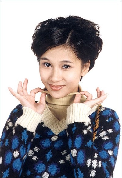 胡静李冰冰巩新亮容祖儿 曝女星整容可怕后遗症