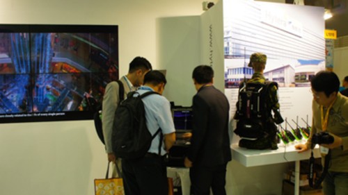 2013台北国际安防展:海能达展示PDT对讲机和