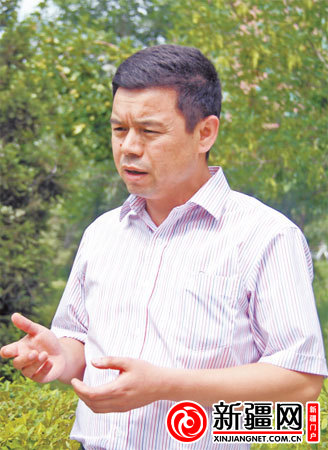 天山区民族宗教事务管理局局长尤努斯·台外库力.(实习记者张利民摄)