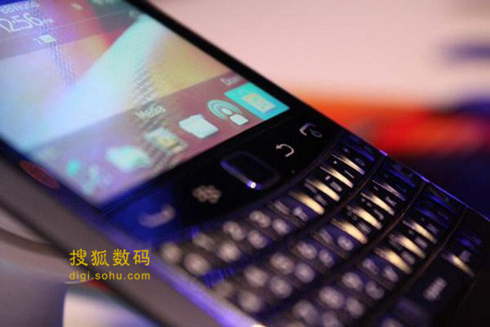 传黑莓将推新款BB7手机Bold 9720