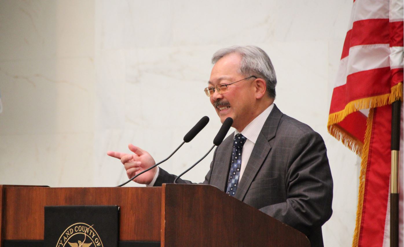 旧金山华裔市长鼓励合法居民入籍美国 设导航项目(图)李孟贤支持符合
