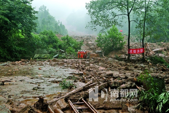 截至昨天下午4时,四川省都江堰市中兴镇发生的特大山体滑坡灾害已在