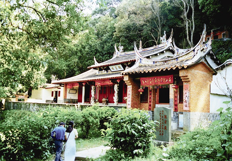 永春文庙,白鹤拳,东关桥,巽来庄土楼这些人文景点引人入胜,芦柑,永春