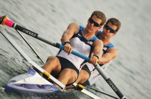 “比特币兄弟”温克莱沃斯双胞胎兄弟曾在2008年北京奥运会上，代表美国拿到了男子双人赛艇的第六名。