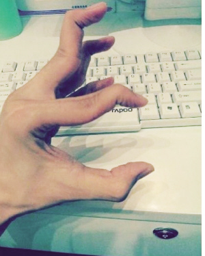 奇葩手指造型 你做得到吗(组图)