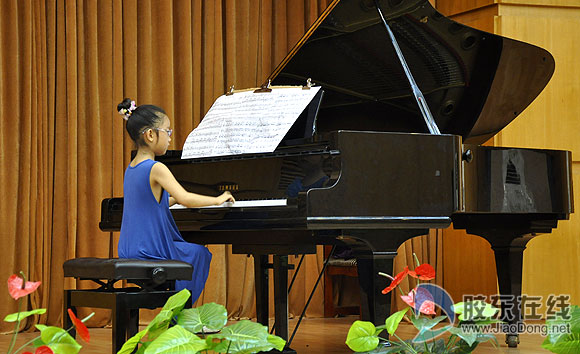 烟台少儿钢琴表演赛 青烟威三地选手同台竞技