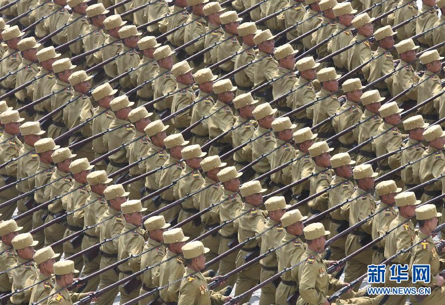 朝鲜举行阅兵式庆祝朝鲜战争停战60周年(组图