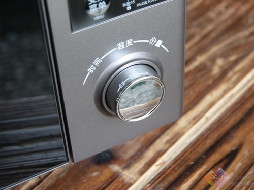 旋钮式调节设计，方便在时间温度和分量上进行选择。